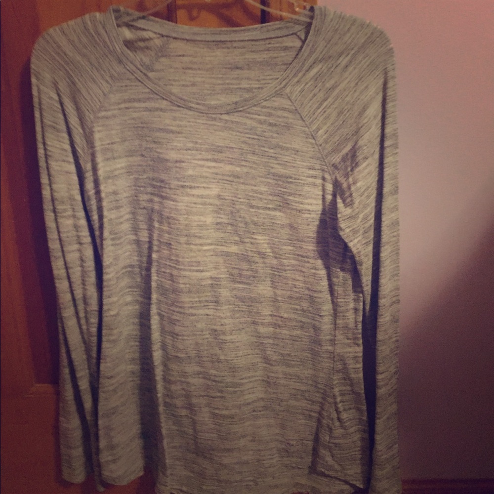 Justice. Grayish tee